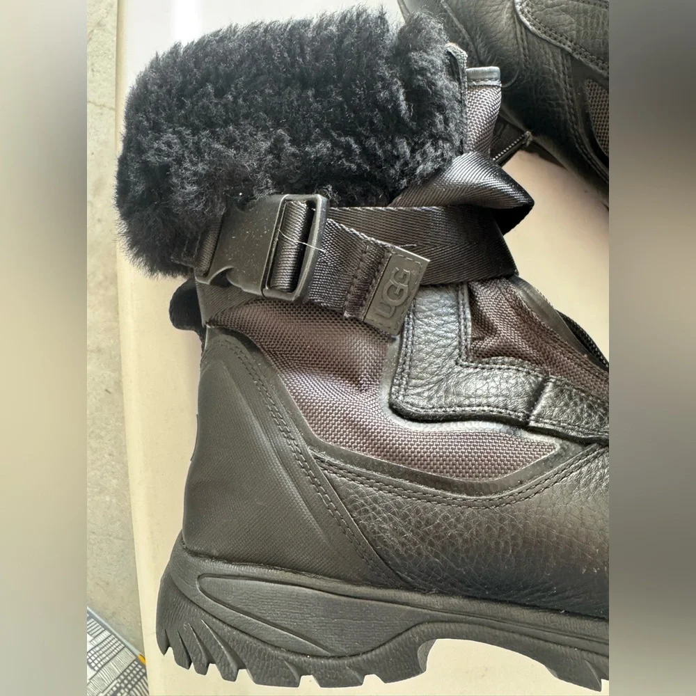 Men’s UGG Tahoe Boots Size 8.5 STYLE: 1107469-BLK